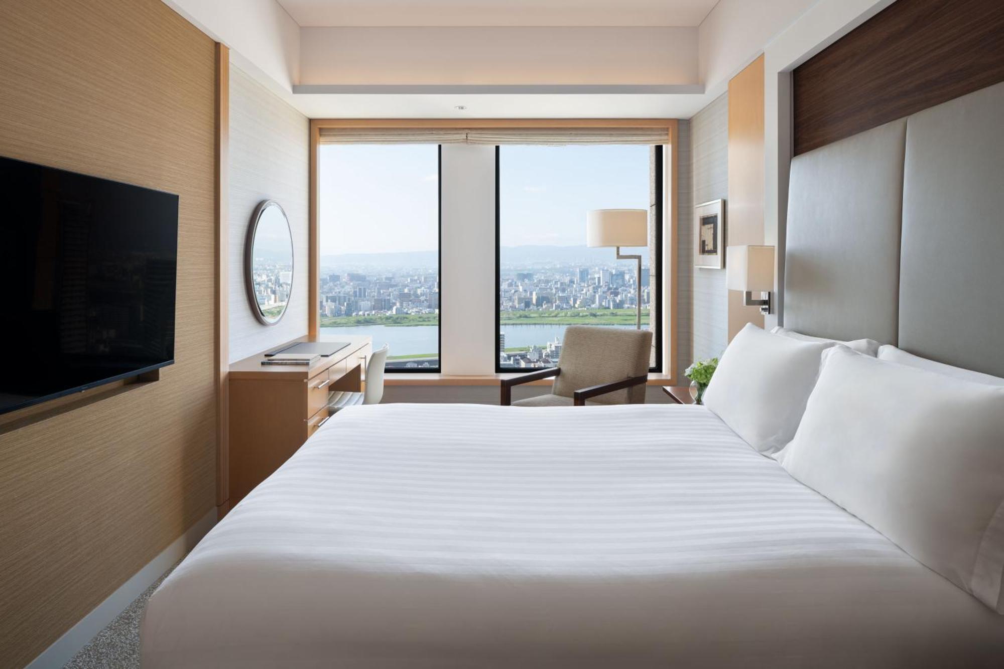 Intercontinental Hotel Osaka By Ihg Esterno foto